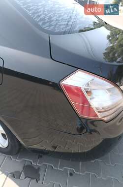Седан Geely Emgrand 7 (EC7) 2011 в 