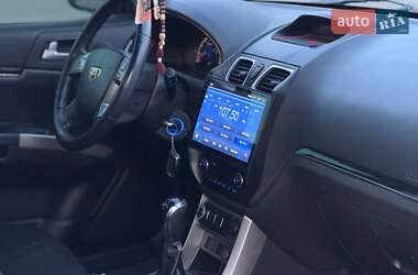 Хэтчбек Geely Emgrand 7 (EC7) 2013 в 