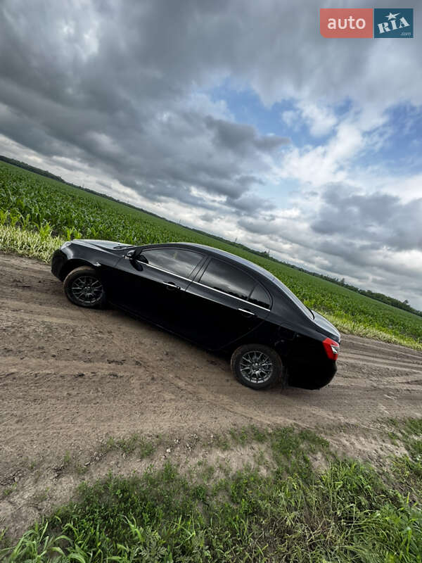 Седан Geely Emgrand 7 (EC7) 2014 в Конотопе