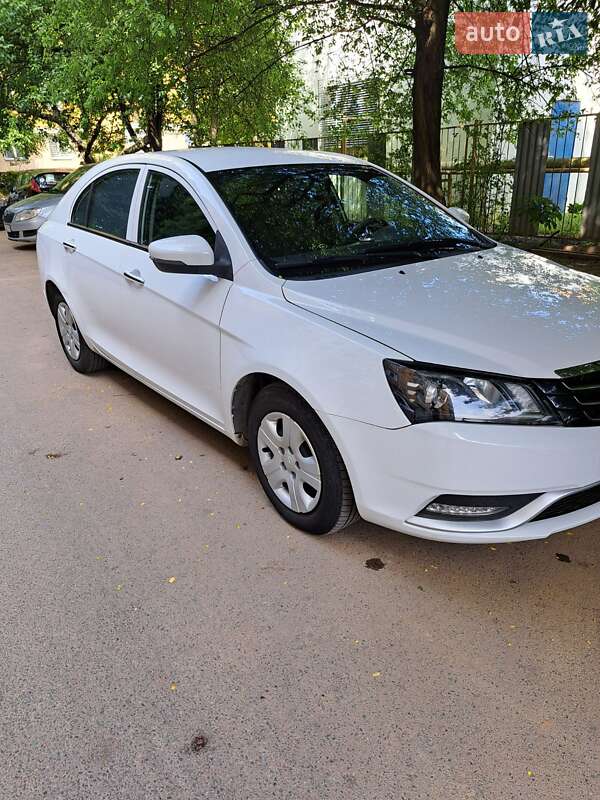 Седан Geely Emgrand 7 (EC7) 2016 в Ужгороде