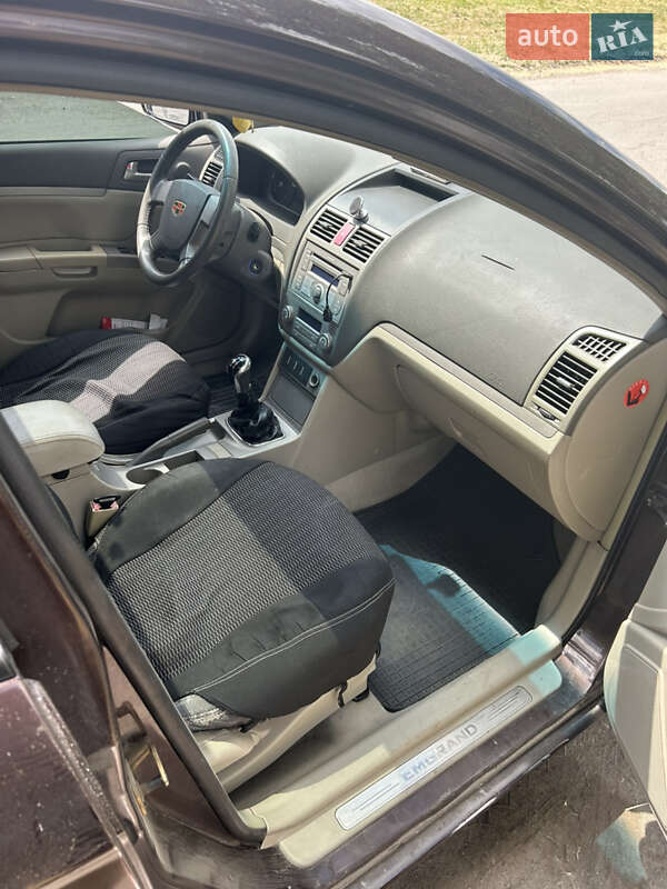 Хетчбек Geely Emgrand 7 (EC7) 2011 в Павлограді