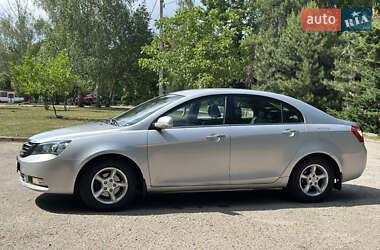Седан Geely Emgrand 7 (EC7) 2013 в 