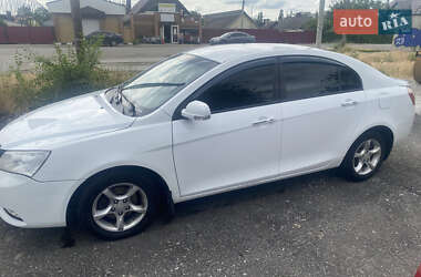 Седан Geely Emgrand 7 (EC7) 2012 в 