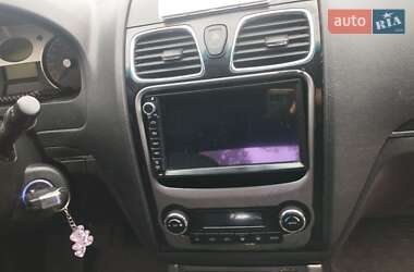 Седан Geely Emgrand 7 (EC7) 2013 в 