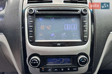 Седан Geely Emgrand 7 (EC7) 2013 в 