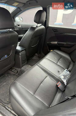 Хетчбек Geely Emgrand 7 (EC7) 2013 в 
