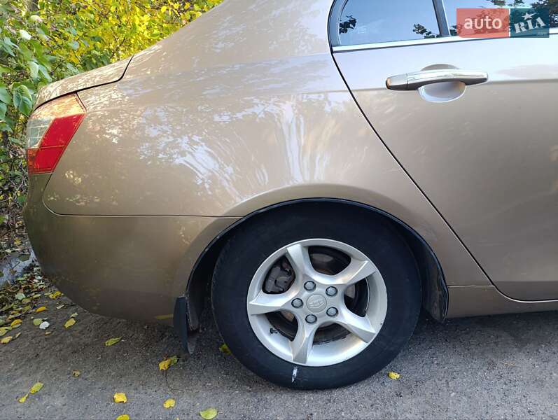 Седан Geely Emgrand 7 (EC7) 2014 в Черкассах фото 4 Седан Geely Emgrand 7 (EC7) 2014 в Черкассах