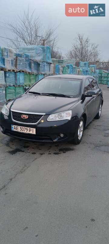 Хэтчбек Geely Emgrand 7 (EC7) 2013 в 