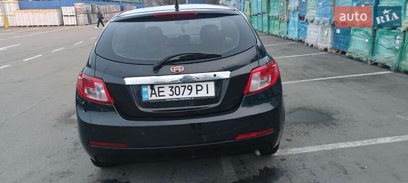 Хетчбек Geely Emgrand 7 (EC7) 2013 в Дніпрі