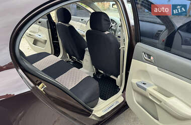 Седан Geely Emgrand 7 (EC7) 2011 в 