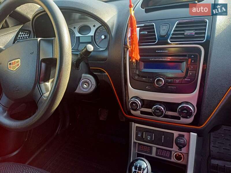 Седан Geely Emgrand 7 (EC7) 2014 в Тысменице