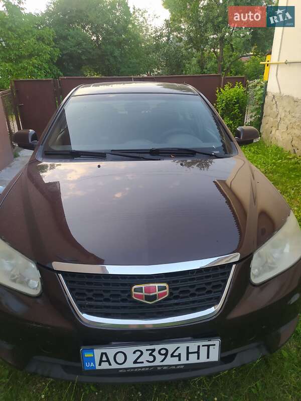 Седан Geely Emgrand 7 (EC7) 2013 в Ужгороді
