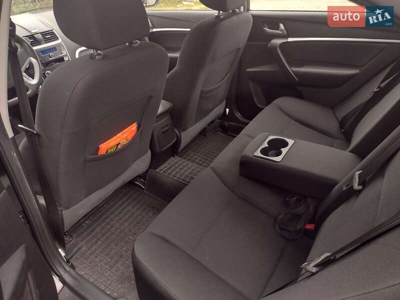 Седан Geely Emgrand 7 (EC7) 2018 в Києві