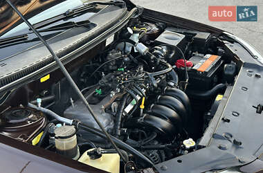 Хетчбек Geely Emgrand 7 (EC7) 2013 в 