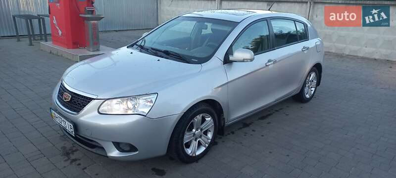 Хэтчбек Geely Emgrand 7 (EC7) 2012 в Ужгороде