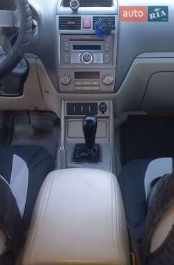 Хетчбек Geely Emgrand 7 (EC7) 2012 в 