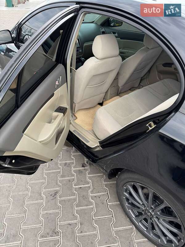 Седан Geely Emgrand 7 (EC7) 2012 в Одессе