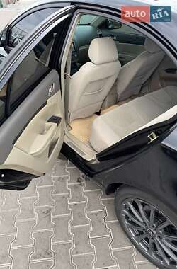 Седан Geely Emgrand 7 (EC7) 2012 в 
