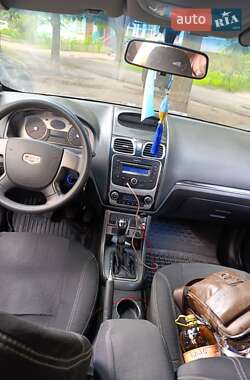 Седан Geely Emgrand 7 (EC7) 2013 в 