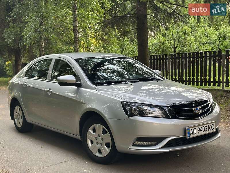 Седан Geely Emgrand 7 (EC7) 2018 в Умані