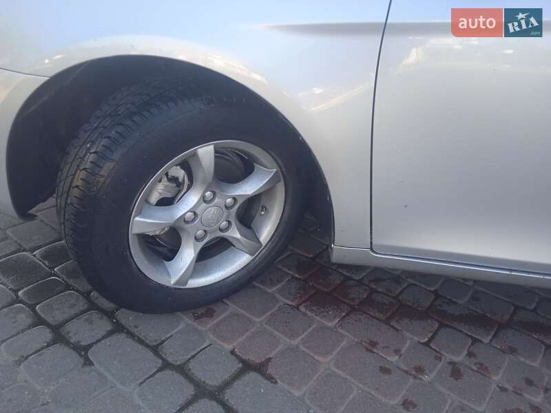 Седан Geely Emgrand 7 (EC7) 2014 в Івано-Франківську