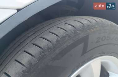 Седан Geely Emgrand 7 (EC7) 2013 в 