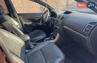 Хетчбек Geely Emgrand 7 (EC7) 2013 в 