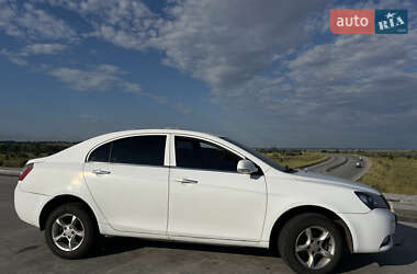 Седан Geely Emgrand 7 (EC7) 2014 в 