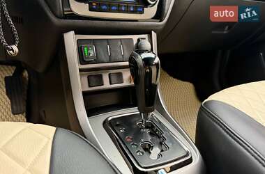 Седан Geely Emgrand 7 (EC7) 2012 в 
