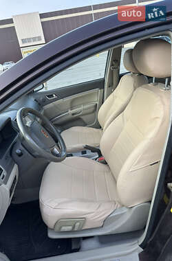 Седан Geely Emgrand 7 (EC7) 2012 в 