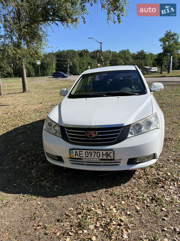 Седан Geely Emgrand 7 (EC7) 2011 в 
