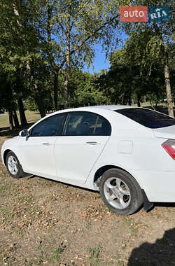 Седан Geely Emgrand 7 (EC7) 2011 в 