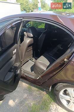 Седан Geely Emgrand 7 (EC7) 2014 в 
