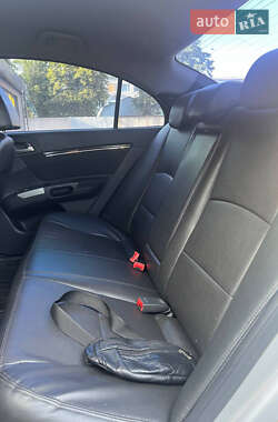Седан Geely Emgrand 7 (EC7) 2013 в 
