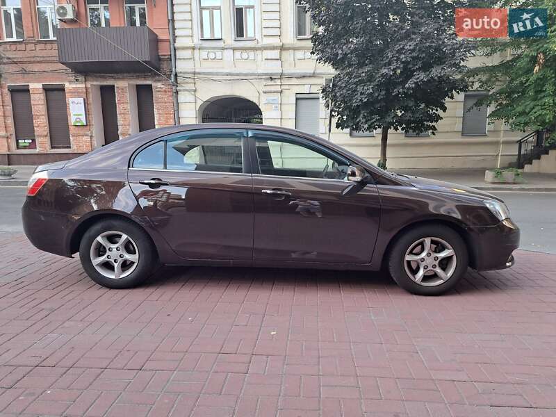 Седан Geely Emgrand 7 (EC7) 2013 в Дніпрі