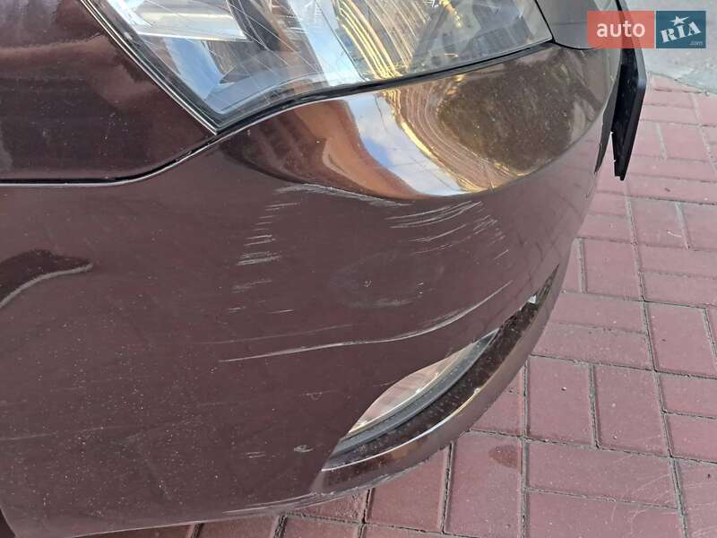 Седан Geely Emgrand 7 (EC7) 2013 в Дніпрі