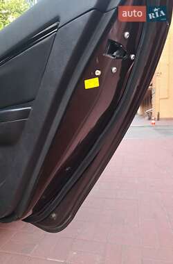 Седан Geely Emgrand 7 (EC7) 2013 в 