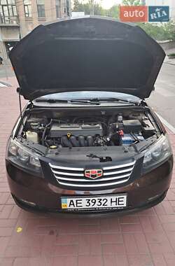 Седан Geely Emgrand 7 (EC7) 2013 в 