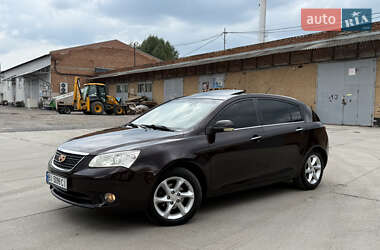 Хэтчбек Geely Emgrand 7 (EC7) 2013 в 
