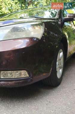 Седан Geely Emgrand 7 (EC7) 2014 в 