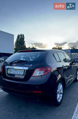 Хэтчбек Geely Emgrand 7 (EC7) 2013 в 