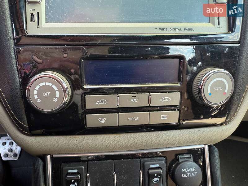 Седан Geely Emgrand 7 (EC7) 2011 в Киеве