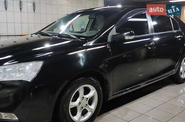 Седан Geely Emgrand 7 (EC7) 2011 в 