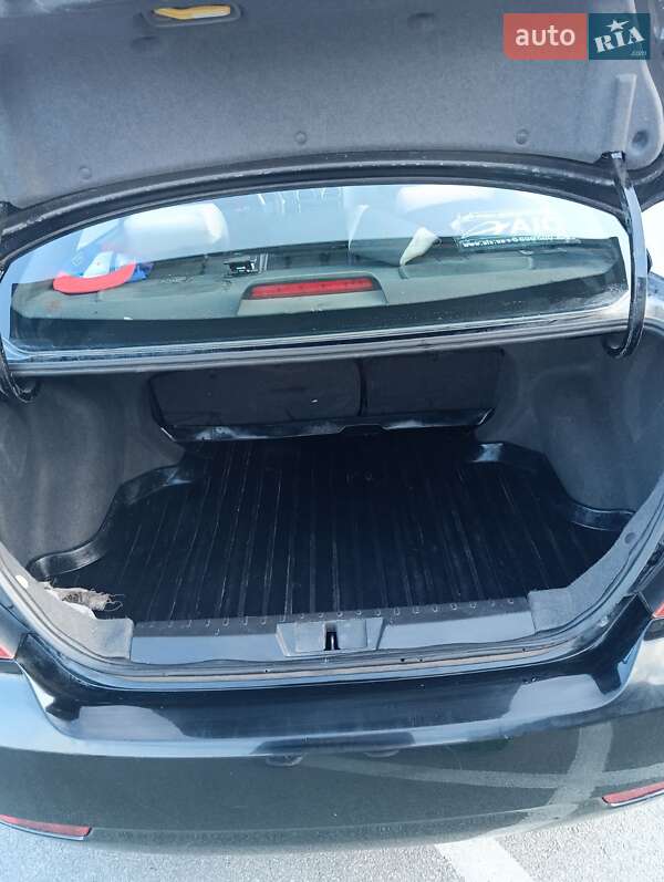 Седан Geely Emgrand 7 (EC7) 2013 в Бучі