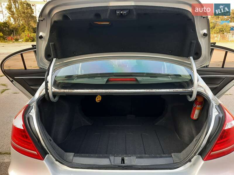 Седан Geely Emgrand 7 (EC7) 2017 в Запорожье