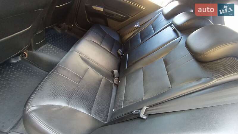Хэтчбек Geely Emgrand 7 (EC7) 2014 в Ровно