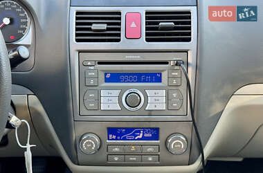 Седан Geely Emgrand 7 (EC7) 2012 в 