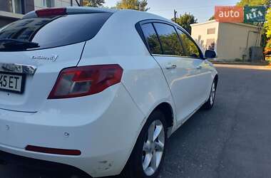 Хетчбек Geely Emgrand 7 (EC7) 2014 в 