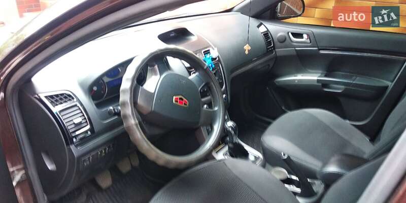 Geely Emgrand 7 (EC7) 2013