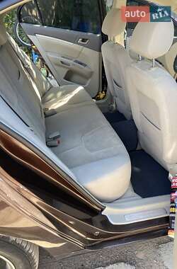 Седан Geely Emgrand 7 (EC7) 2011 в 